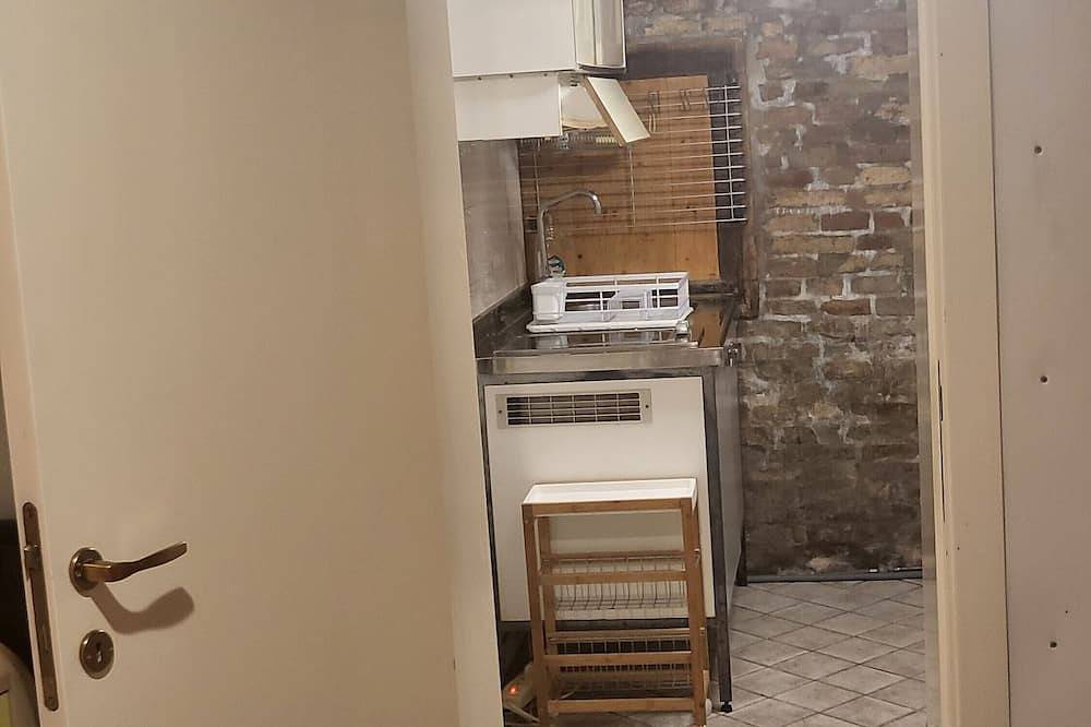 Entire apartment, Apartment 'Domus Rafael' with Wi-Fi and Air Conditioning in Urbino, Valle del Metauro