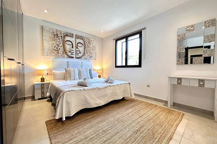 Villa Cas Hespero in Sant Antoni de Portmany, West Ibiza