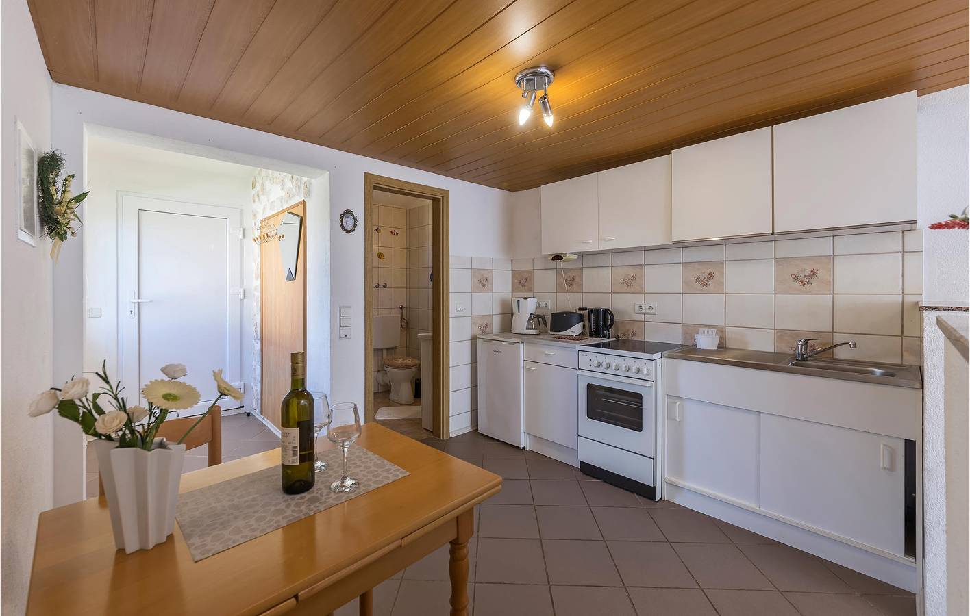 Ganze Ferienwohnung, Ferienwohnung für 2 Personen mit Terrasse in Valbandon, Südküste Istrien