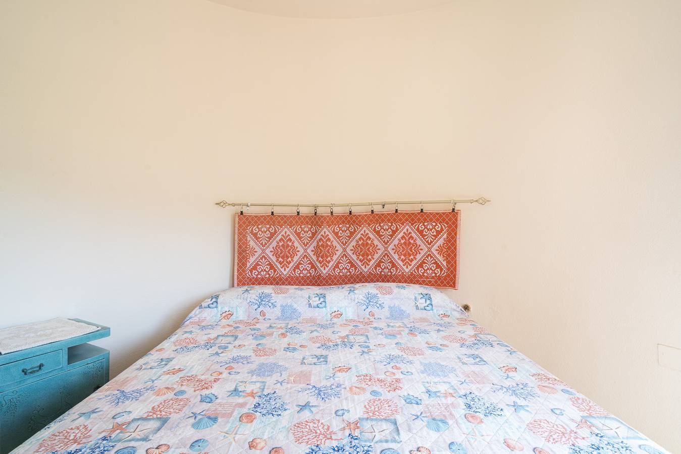 Casa vacanze "Sa Burrida" con giardino, terrazza coperta e camino in Posada, Provincia di Nuoro