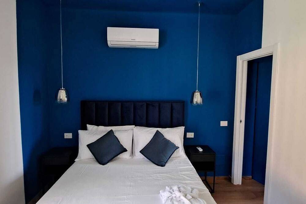 Ganze Wohnung, Casa Carlotta - Cozy apartment with lake view in Lesa, Lago Maggiore (Piemont)