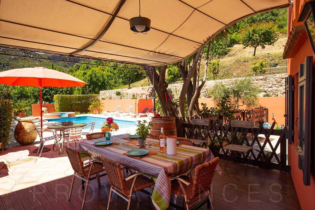 Holiday house with pool and view in St. Jeannet in Saint-Jeannet, Region de Cannes