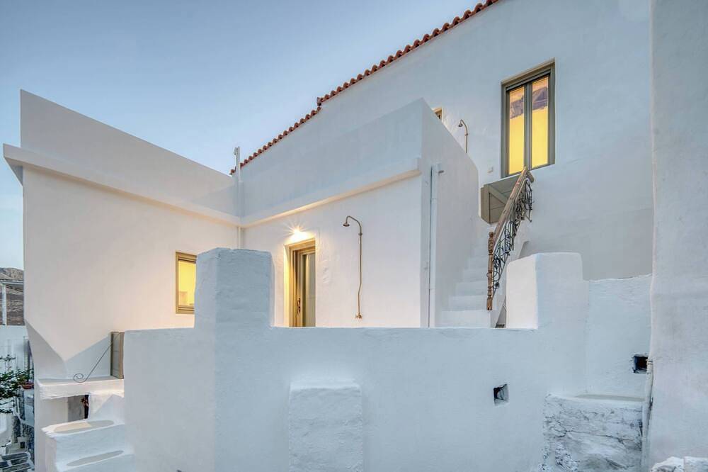 Entire apartment, My Secret Mojo 1 - Tranquil stay close to Serifos town and unspoiled beaches in Cyclades