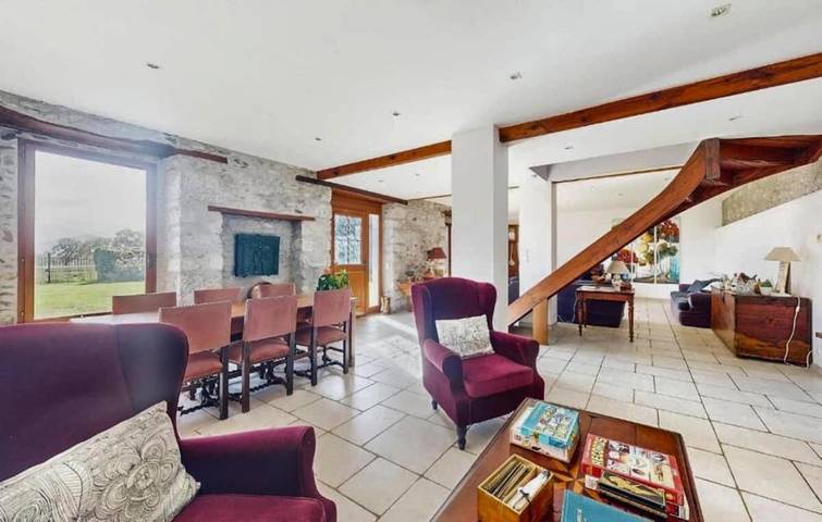 Location de vacances pour 6 personnes, avec terrasse et vue, animaux acceptés à Montréjeau - 2