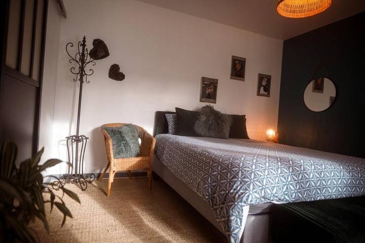 Chambre d’hôte pour 4 personnes, avec vue ainsi que jardin et terrasse, animaux acceptés