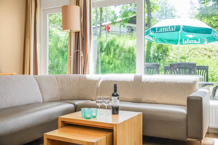 Ferienhaus für 6 Personen, mit Terrasse und Balkon/Terrasse in Stadtkyll - 4