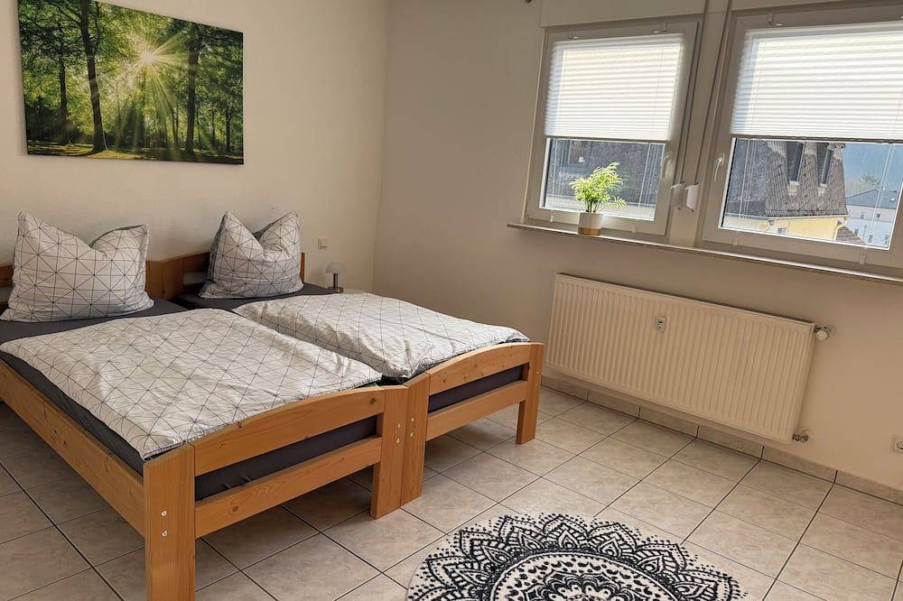 Ganze Wohnung, Moderne Ferienwohnung im Luftkurort Irrel, Geeignet für Familien und Wanderer in Irrel, Eifelkreis Bitburg-Prüm