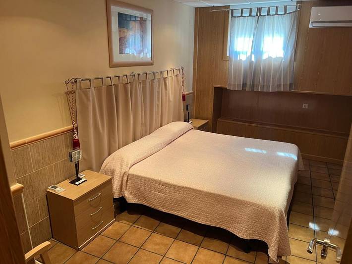 Hotel para 3 personas, con terraza en Cuenca - 2