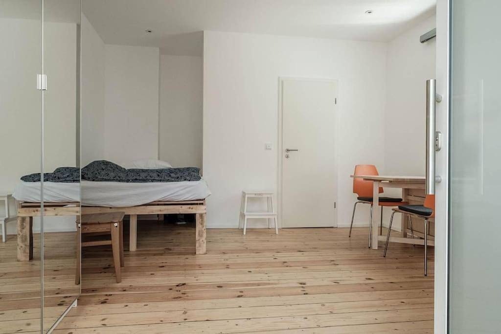 Appartement entier, Kinderklinik, 600m zum Bahnhof 2B in Siegen (Allemagne), Arrondissement de Siegen-Wittgenstein
