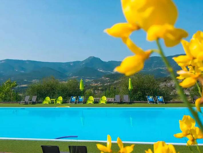 Location de vacances pour 2 personnes, animaux acceptés à Rosans