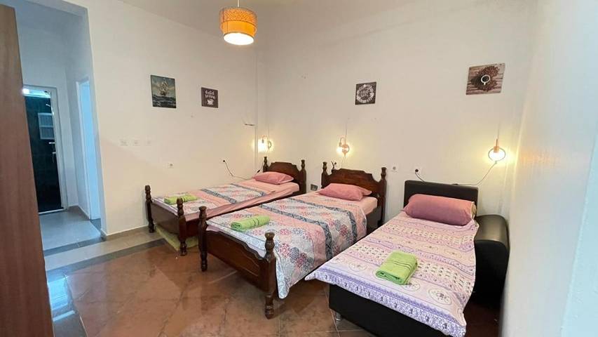 Auberge pour 7 personnes, avec terrasse