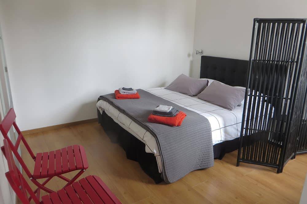 Ganze Wohnung, Parkplatz, am Wasser, gegenüber der Altstadt, hell und ruhig 74 m² in Straßburg, Region Straßburg