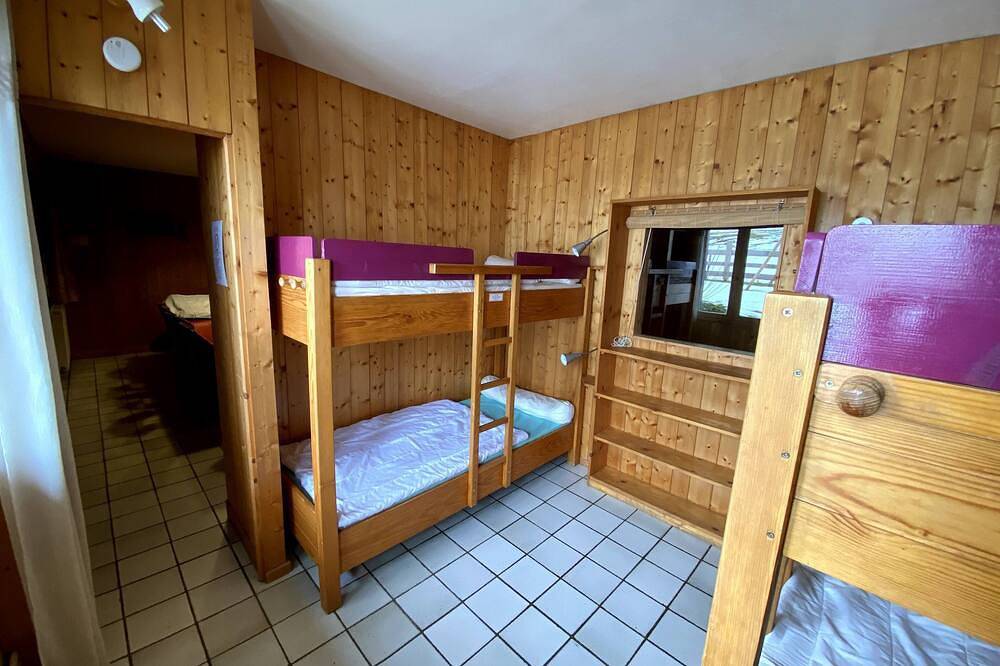 Gite La Randonnée 13 personnes, Les Fourgs in Pays de Pontarlier, Jura Francais