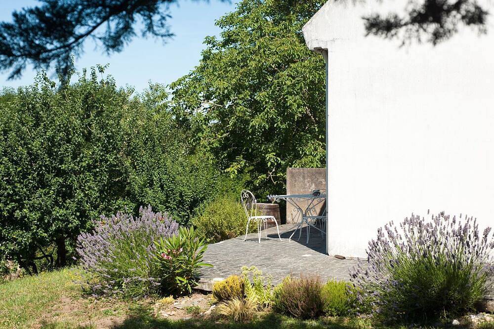 Maison avec jardin proche des plages in Billiers, Côte des Mégalithes