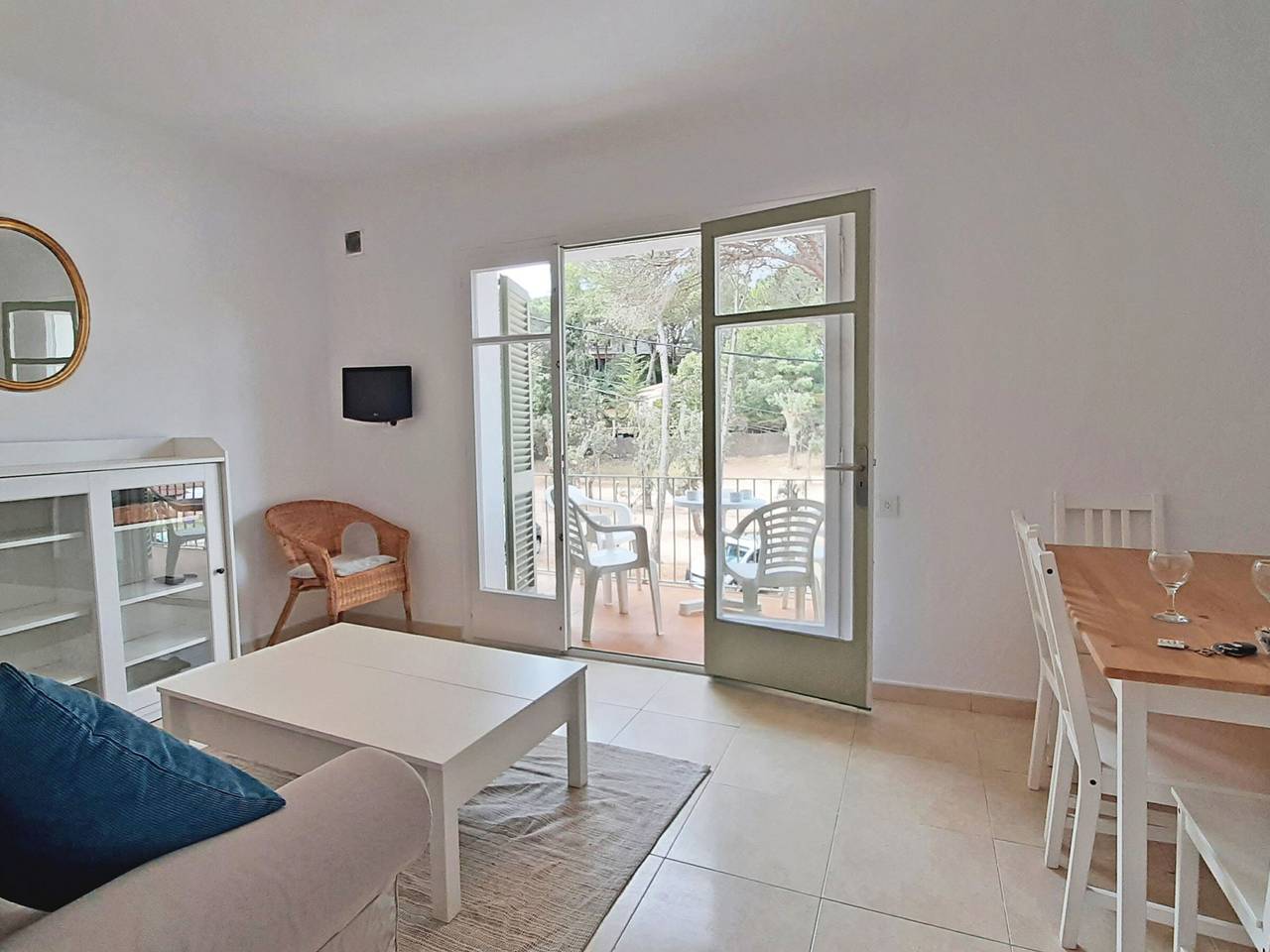 Apartamento entero, Apartamento cerca de la playa en Llafranc, 6 pers., terraza in Llafranch, Palafrugell