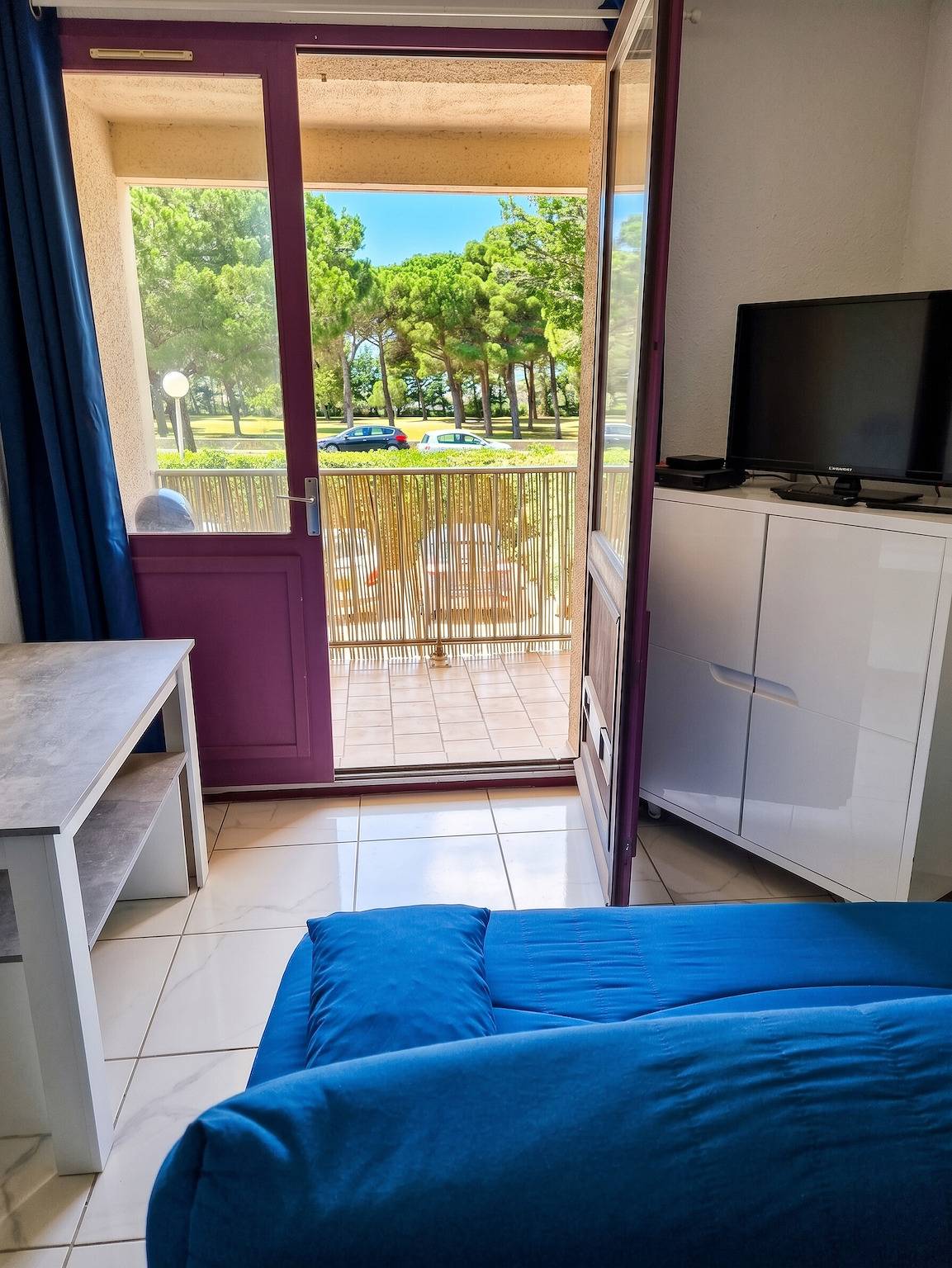 Appartement entier, Appartement cosy à Gruissan, piscine partagée, 25 m² in Gruissan (Ville), Gruissan