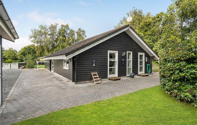 Ferienhaus für 8 Personen, mit Terrasse und Whirlpool in St. Sjørup - 4