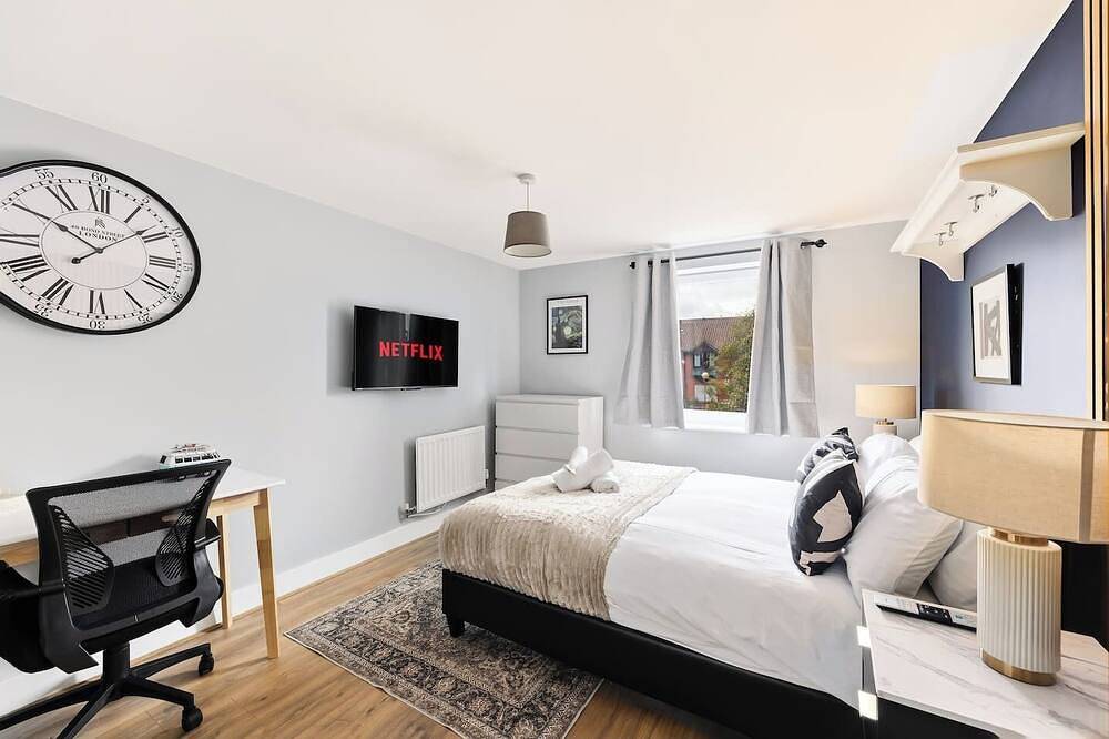 Ganze Wohnung, Elegant 2-Bedroom Apartment • Near the High Street • Balcony • Free Parking • Sky Tv • Yoko Property in Milton Keynes, Südostengland