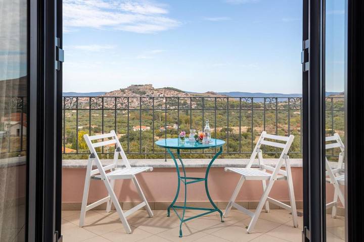 Ferienhaus für 5 Personen, mit Garten und Whirlpool sowie Pool, kinderfreundlich in Petra (Griechenland) - 2