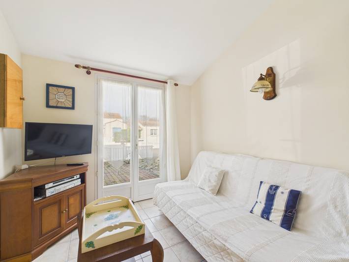 Location de vacances pour 4 personnes, avec jardin à La Chaize-Giraud - 3