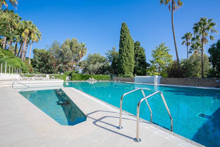 Gîte pour 2 personnes, avec vue sur l’océan ainsi que piscine et terrasse à Vallauris - 3