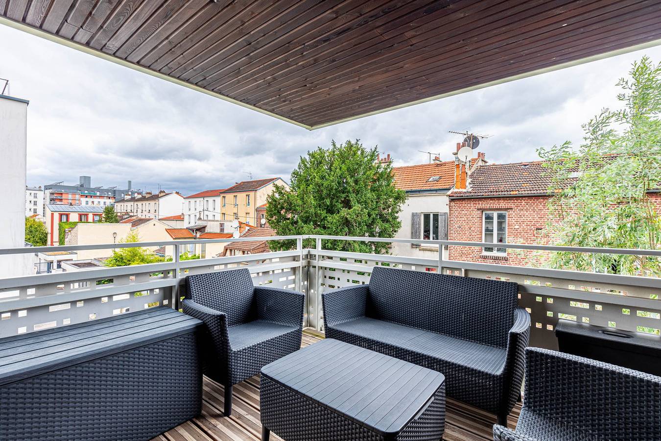 Apartamento entero, Guestready - Charming stay with a terrace in Saint-Denis, Sena-Saint Denis