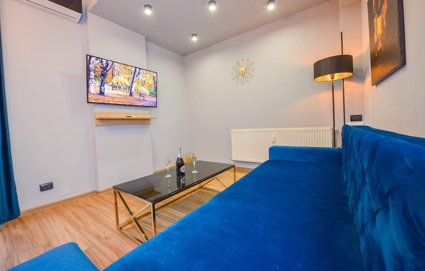 Apartamento entero, Apartamento de oficina - Plaza Romana in Bucarest, Rumania