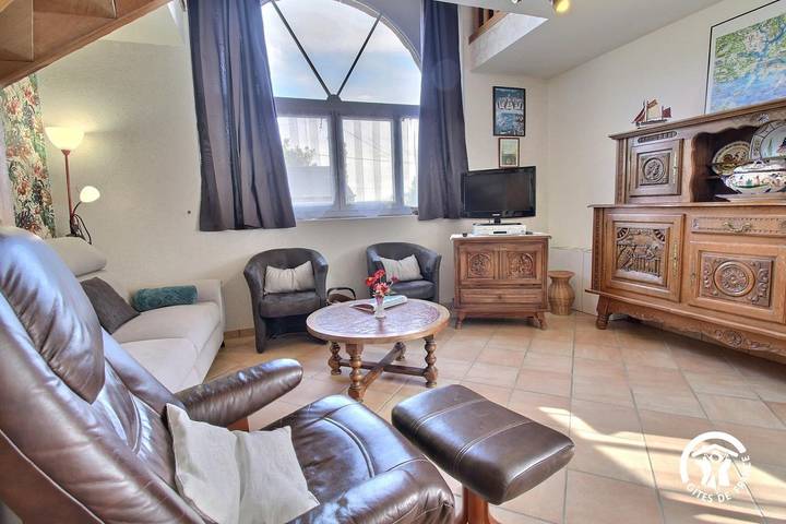 Gîte pour 3 personnes, avec terrasse et jardin