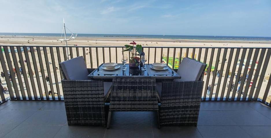 Ferienwohnung für 2 Personen, mit Balkon und Ausblick in Dünkirchen