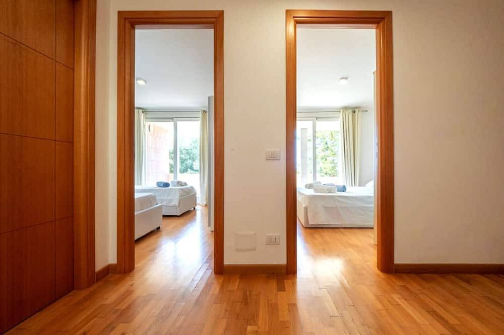 Ononderbroken uitzicht op zee, idyllische locatie, privé zwembad met zout water, volledige privacy in Terra Mala, Provincie Cagliari