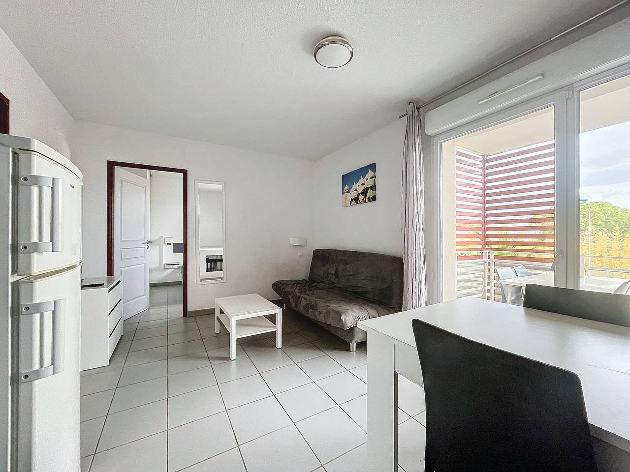 Entire apartment, Cozy Air-Conditioned Apartment with Pool, 6 Sleeps, Near Beach - Argelès-sur-Mer in La Côte Vermeille, Argelès-sur-Mer