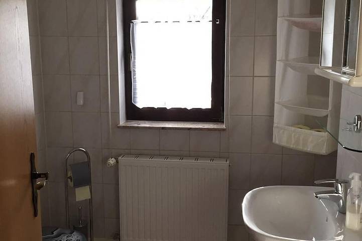 Ferienwohnung für 3 Personen, mit Garten in Gelenau (Erzgebirge) - 3