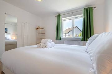 Glamping for 6 People in Newquay, Cornwall, Photo 2