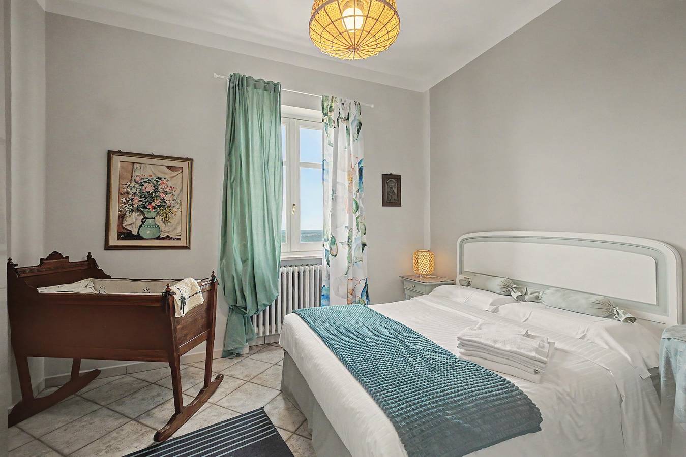 Hel lejlighed, Apartment 'Alloggio 3' with Mountain View, Shared Garden and Wi-Fi in Novello, Langhe
