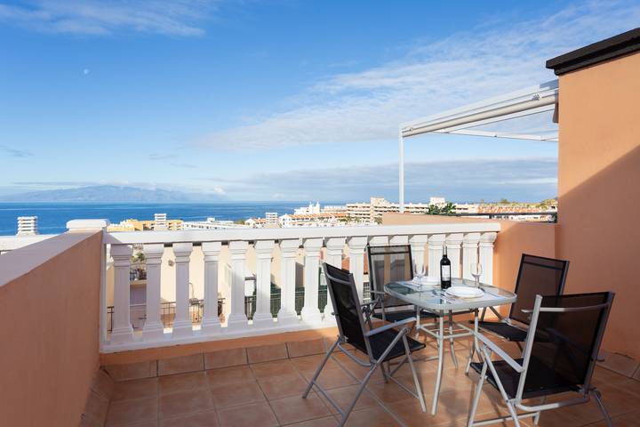 Gîte pour 4 personnes, avec Terrasse ainsi que Jardin et Bassin pour enfant à Callao Salvaje - 3