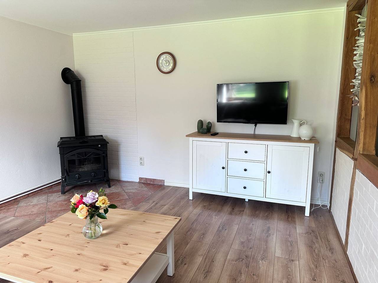 Ganze Wohnung, Landhäuschen Danneborth: Freistehendes Ferienhaus mit Garten und Terrasse in ländlicher Umgebung in Carinerland, Neubukow-Salzhaff