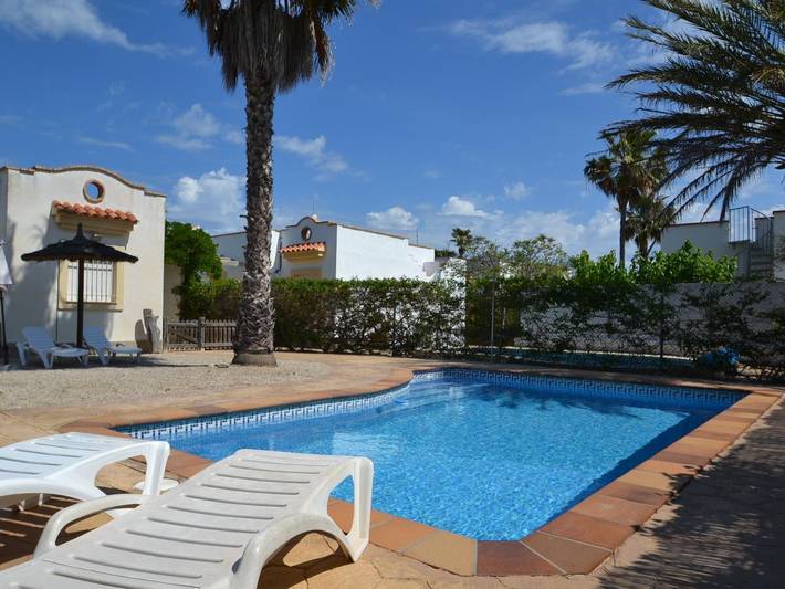 Casa Sal de mar avec la piscine privée in Platja de Riumar (Deltebre), Riumar