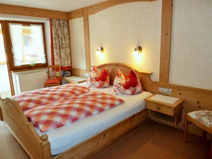 Ferienwohnung für 3 Personen, mit Balkon und Sauna sowie Garten in Vorderhindelang - 4