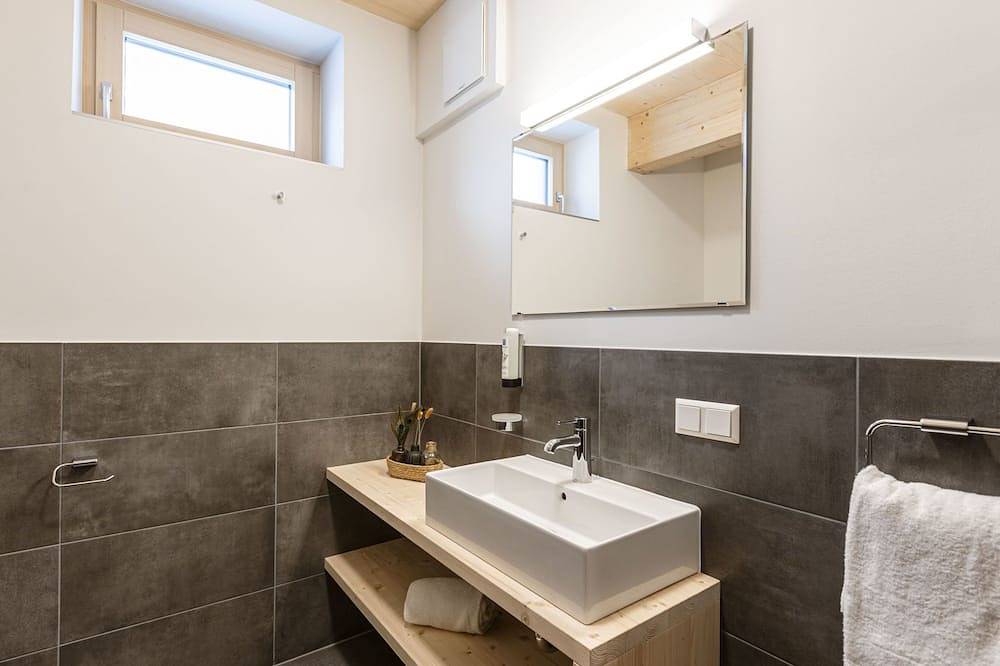 Ganze Wohnung, Mit 2 Schlafzimmern & Sauna by Interhome in Oberwölz, Westliche Obersteiermark