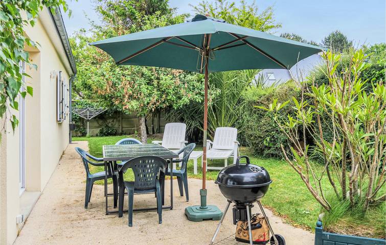 Location de vacances pour 6 personnes, avec terrasse à Quettehou - 3