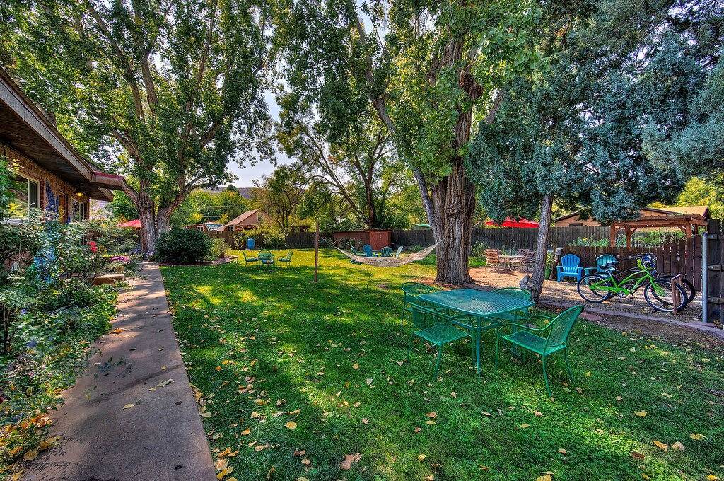 Desert Gardens Unit # 2 In der Nähe von Arches National Park, Whirlpool, Grill, großer Garten in Moab, Arches-Nationalpark