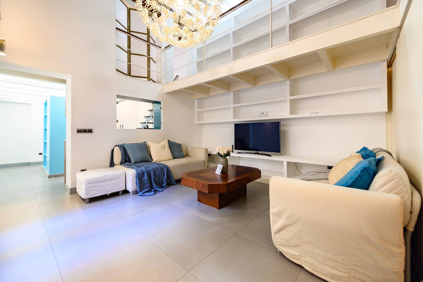 Apartamento entero, M Amplio Dúplex en el centro de Madrid in Centro (Madrid), Madrid