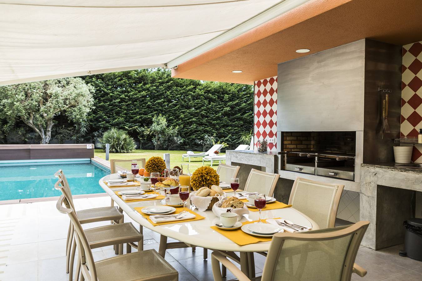 Cascais Orangery by Cadenzalux in Aldeia de Juzo, Cascais e Estoril