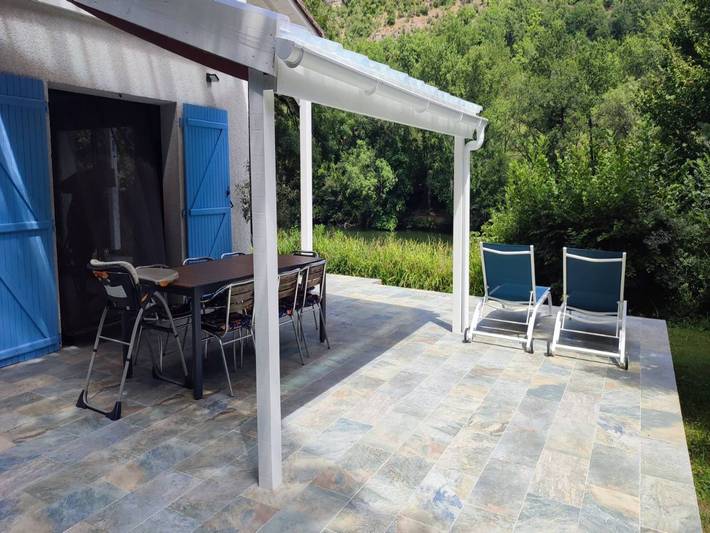 Villa in Bruniquel by Aveyron River in Bruniquel, Tarn-et-Garonne