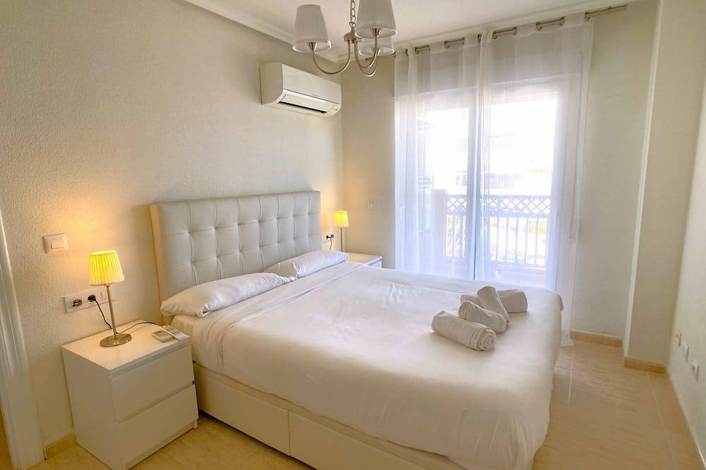 Entire apartment, Bright and spacious apartment in Tomás Maestre in Los Miradores del Puerto, San Javier