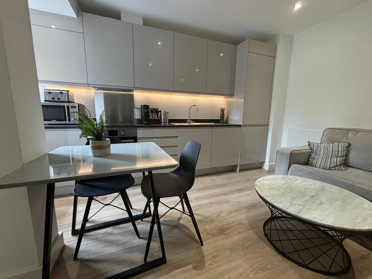 Ganze Wohnung, Business-Ready Studio,  Free Parking - Nec & Airport in Solihull, Birmingham und Umgebung