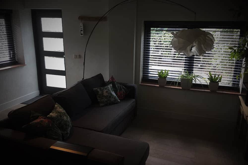 Luxuriöser, freistehender Bungalow für 2 Personen an einer Hauptstraße in einem Waldgebiet in Aagtdorp, Noord-Holland - Nordseeküste