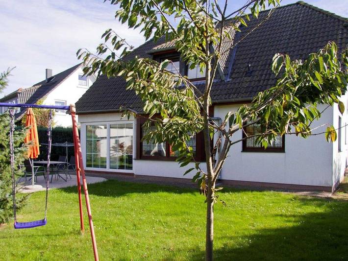 Hütte für 6 Personen, mit Terrasse und Garten, kinderfreundlich auf Usedom
