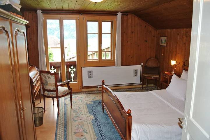 Ferienhaus für 12 Personen, mit Sauna und Garten in Brienz - 2