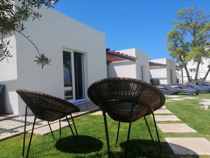 Casa de férias para 6 pessoas, com Varanda e Terraço e ainda Jardim and Piscina em Atalaia